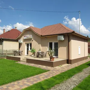 https://bella-studio-apartment.hotels-hajduszoboszlo-hungary.com